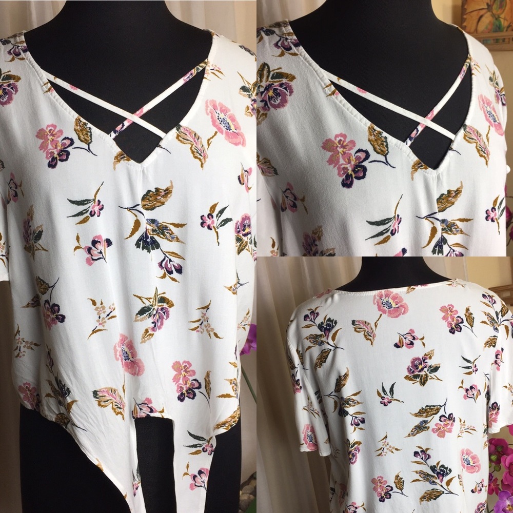 MUDD  Crop Top